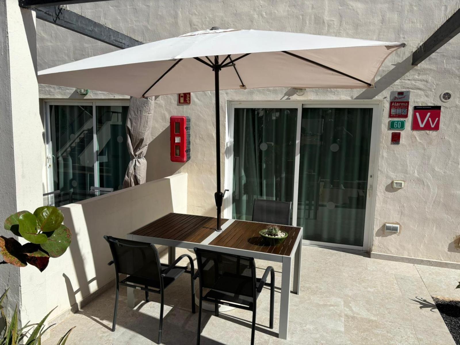 Corralejo Suite Pool & Gardens - Alisios Playa Экстерьер фото